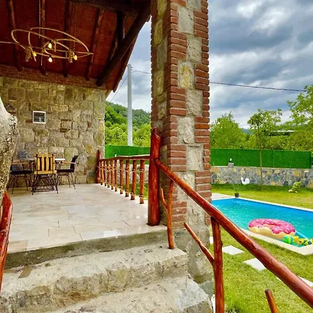 Sapancanaturalhouse2 فيلة *